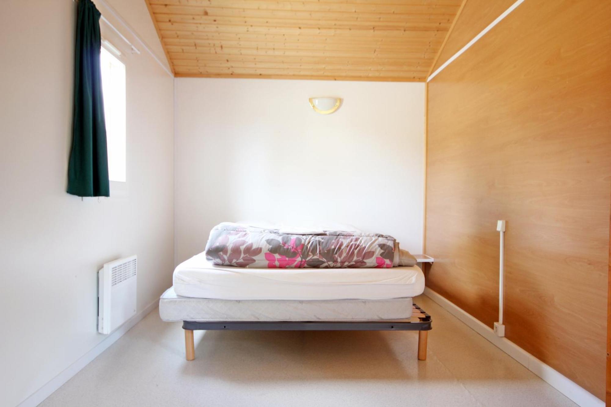 Camping Domaine Vallee Du Tarn Sn Saint-Cirgue Room photo
