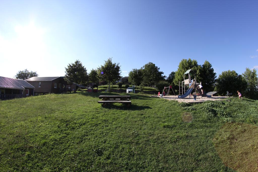 Camping Domaine Vallee Du Tarn Sn Saint-Cirgue Exterior photo